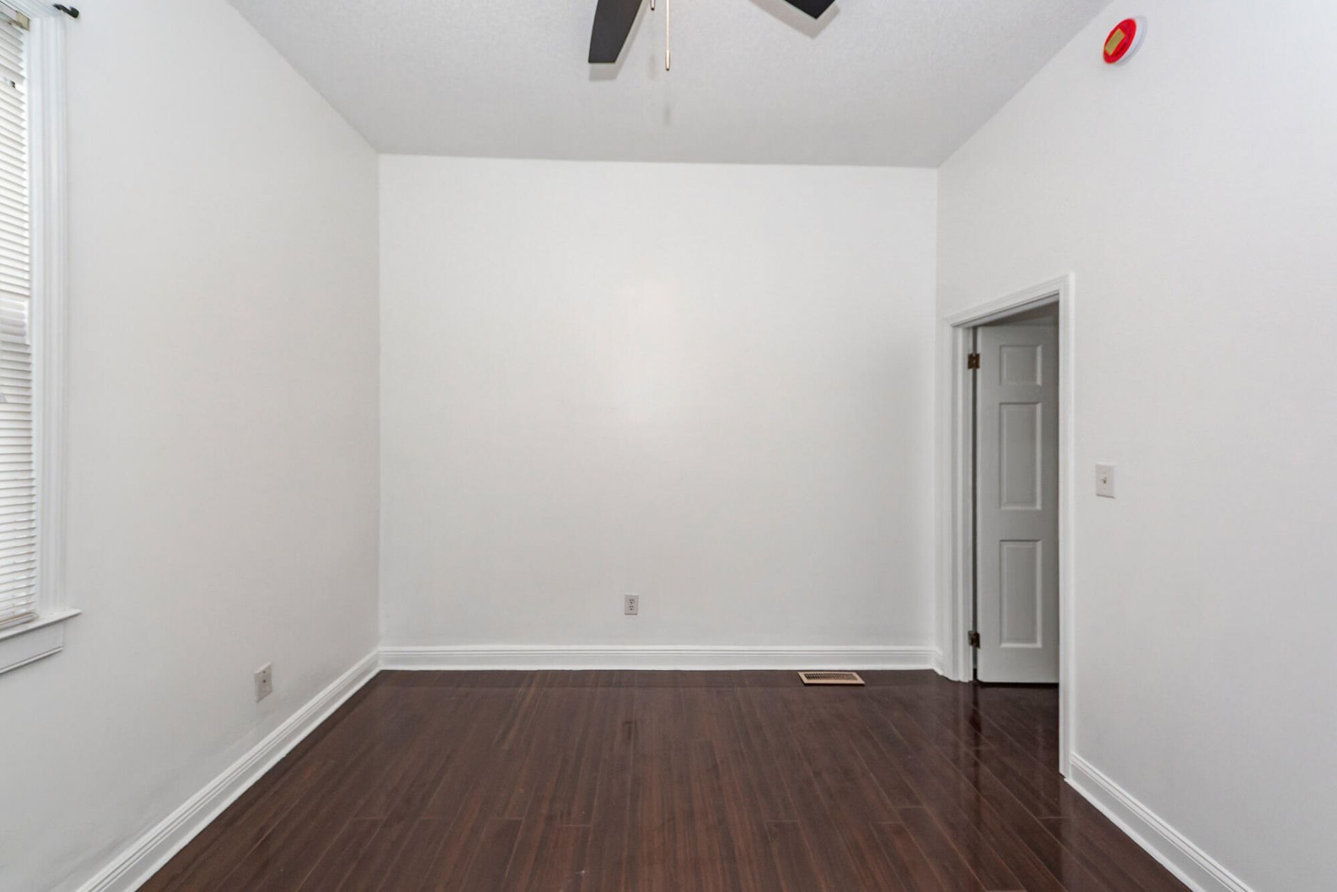 100 Morris Street Photo 16