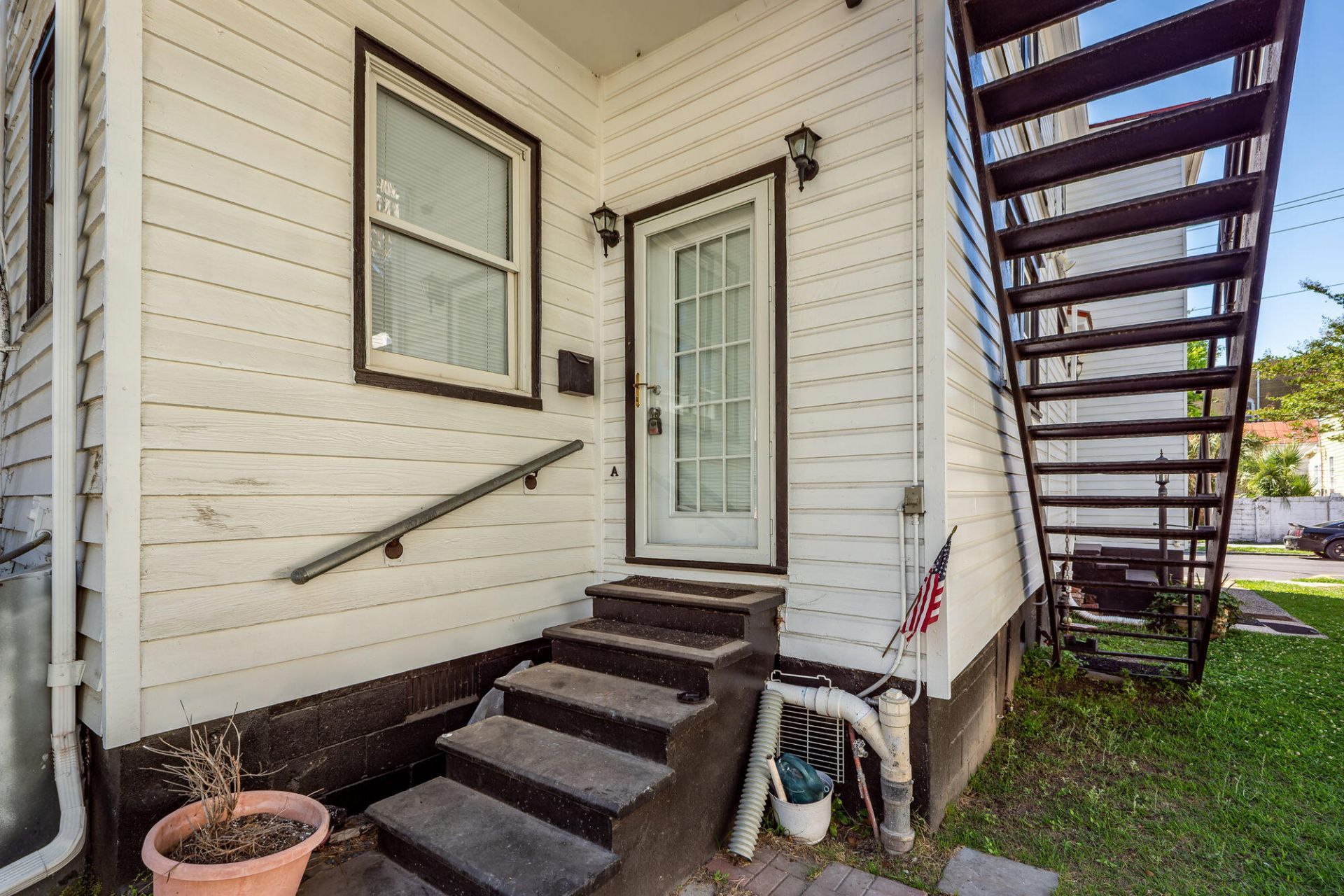 100 Morris Street Photo 6