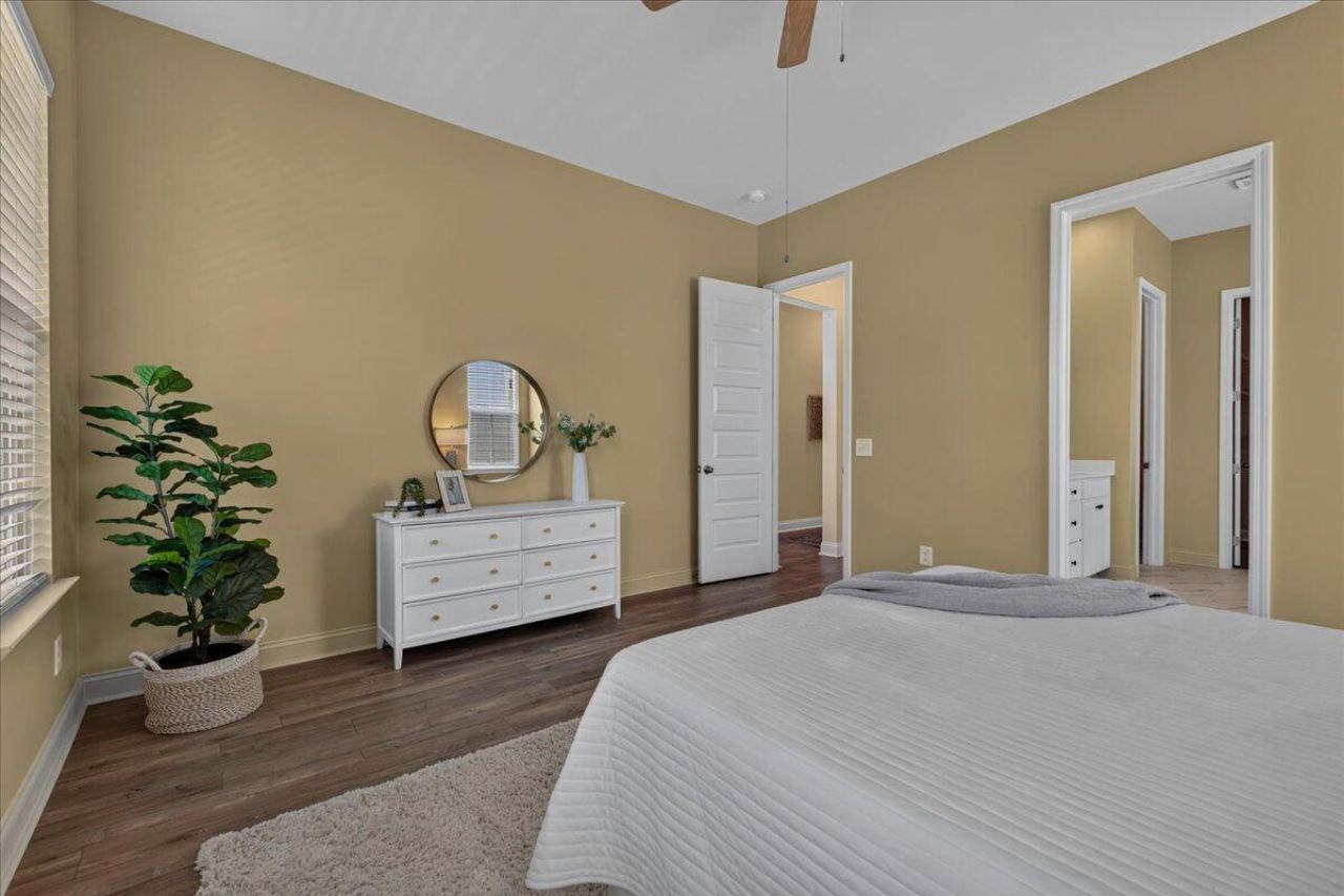 314 Cypress Knee Landing Photo 24