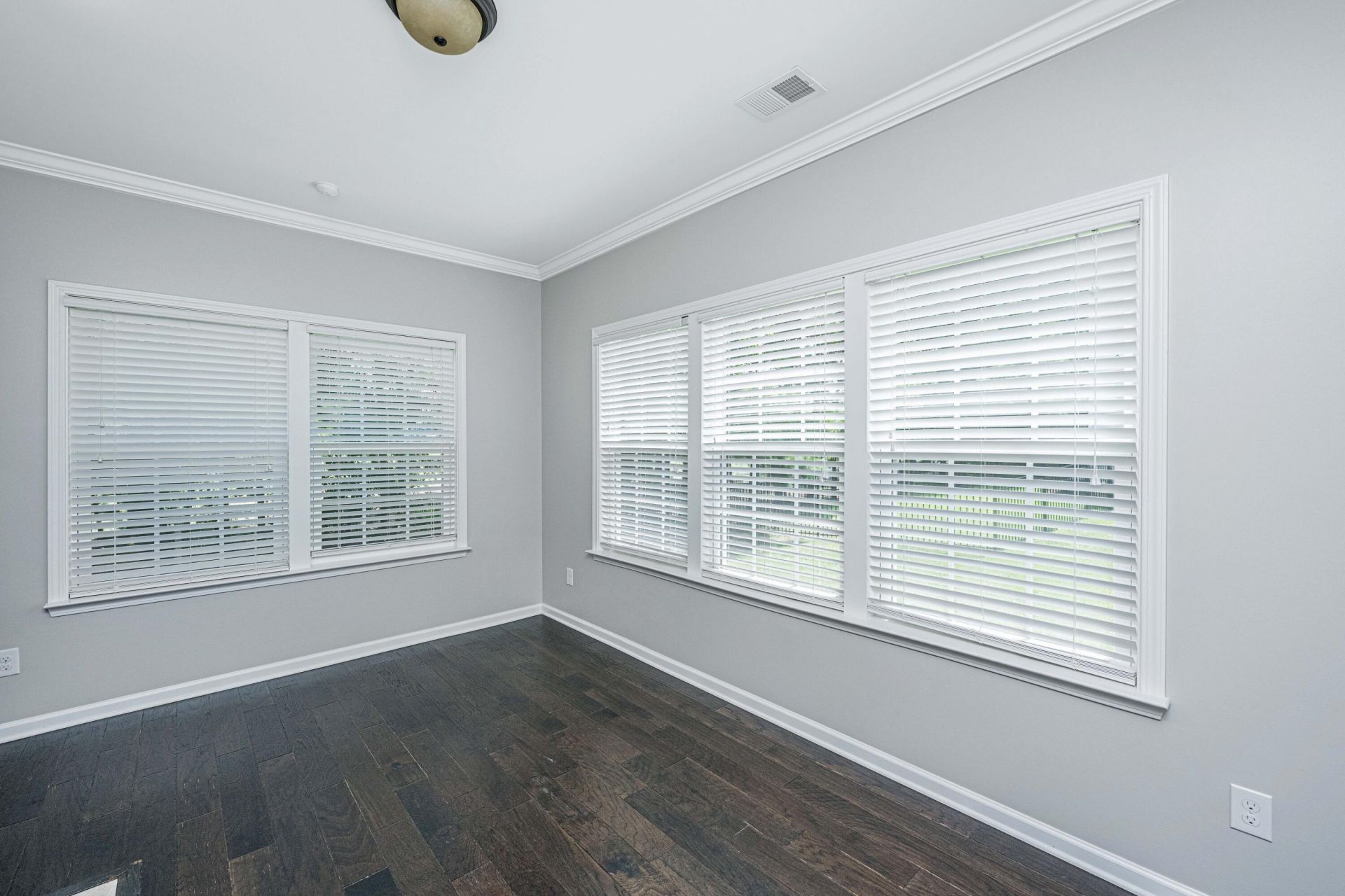 197 Silver Cypress Circle Photo 18