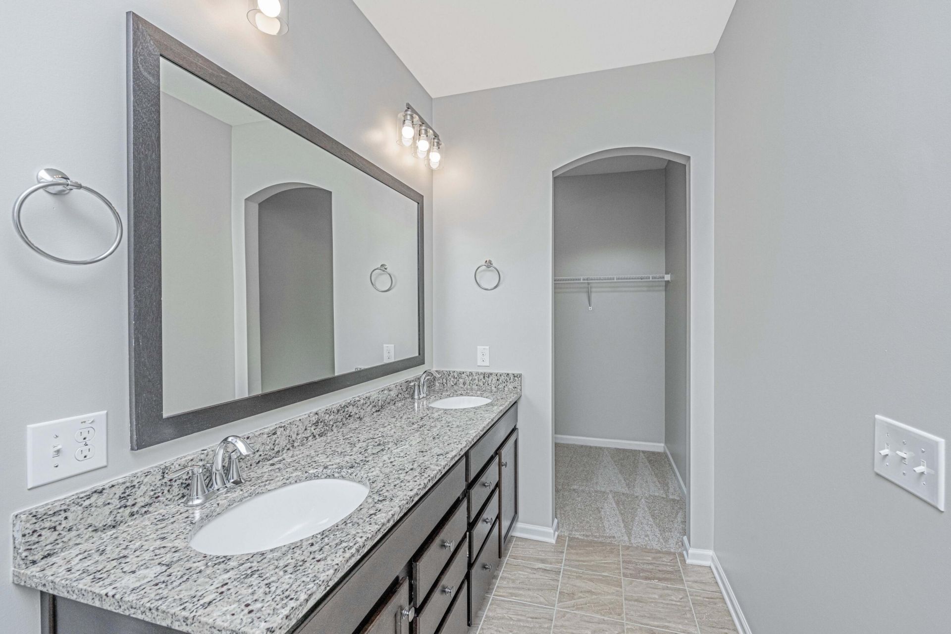 197 Silver Cypress Circle Photo 22