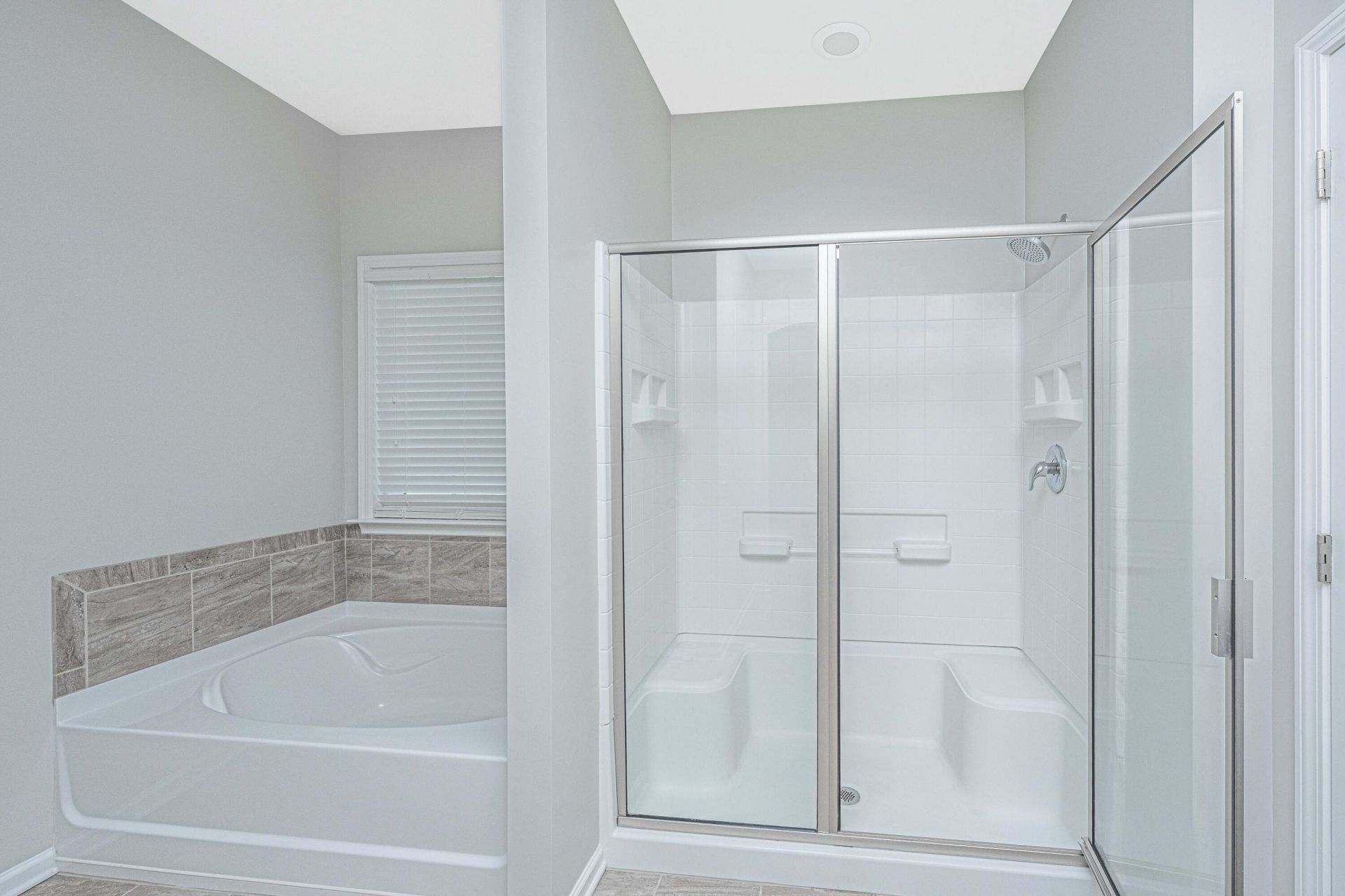 197 Silver Cypress Circle Photo 23