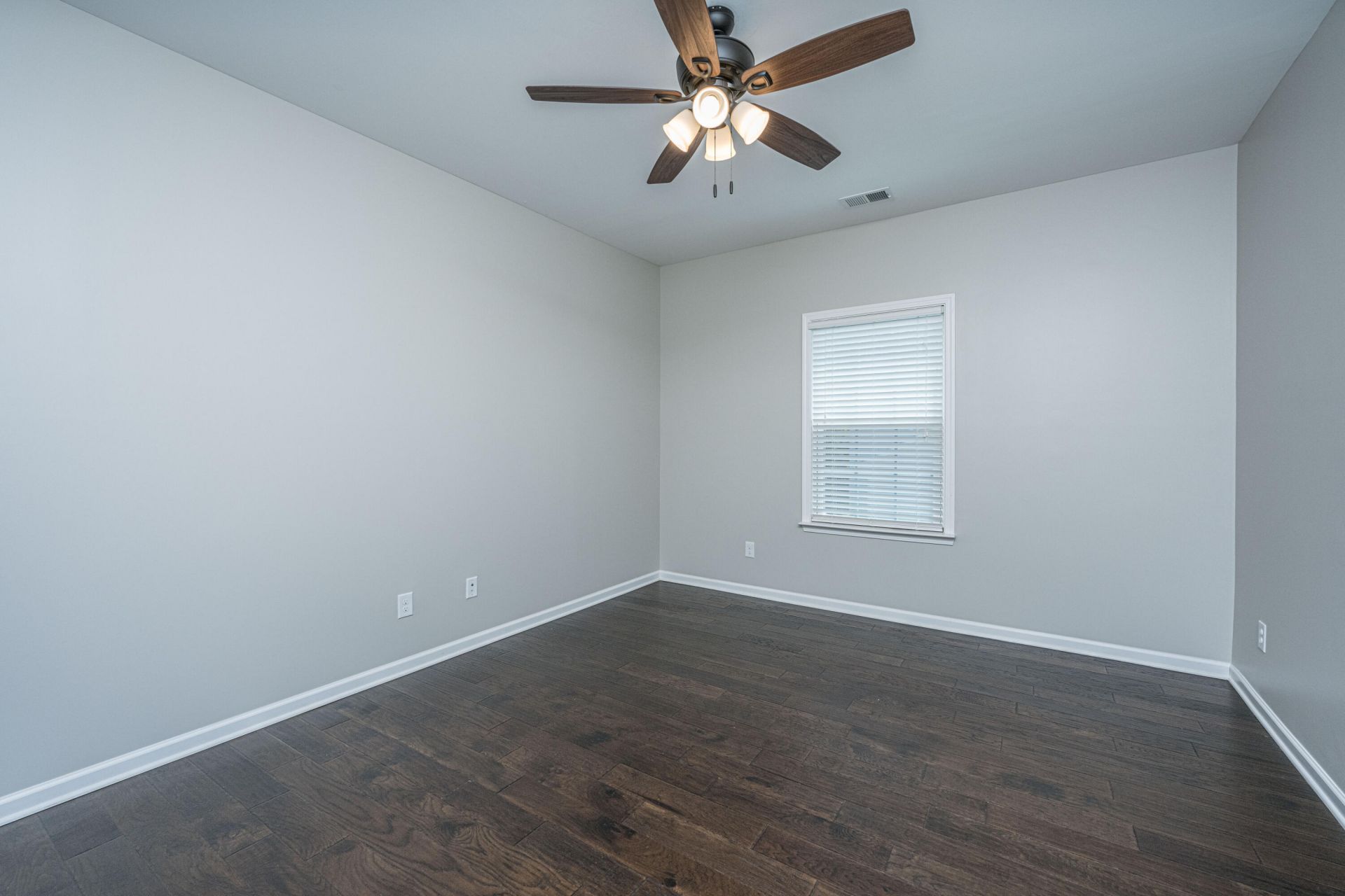 197 Silver Cypress Circle Photo 26