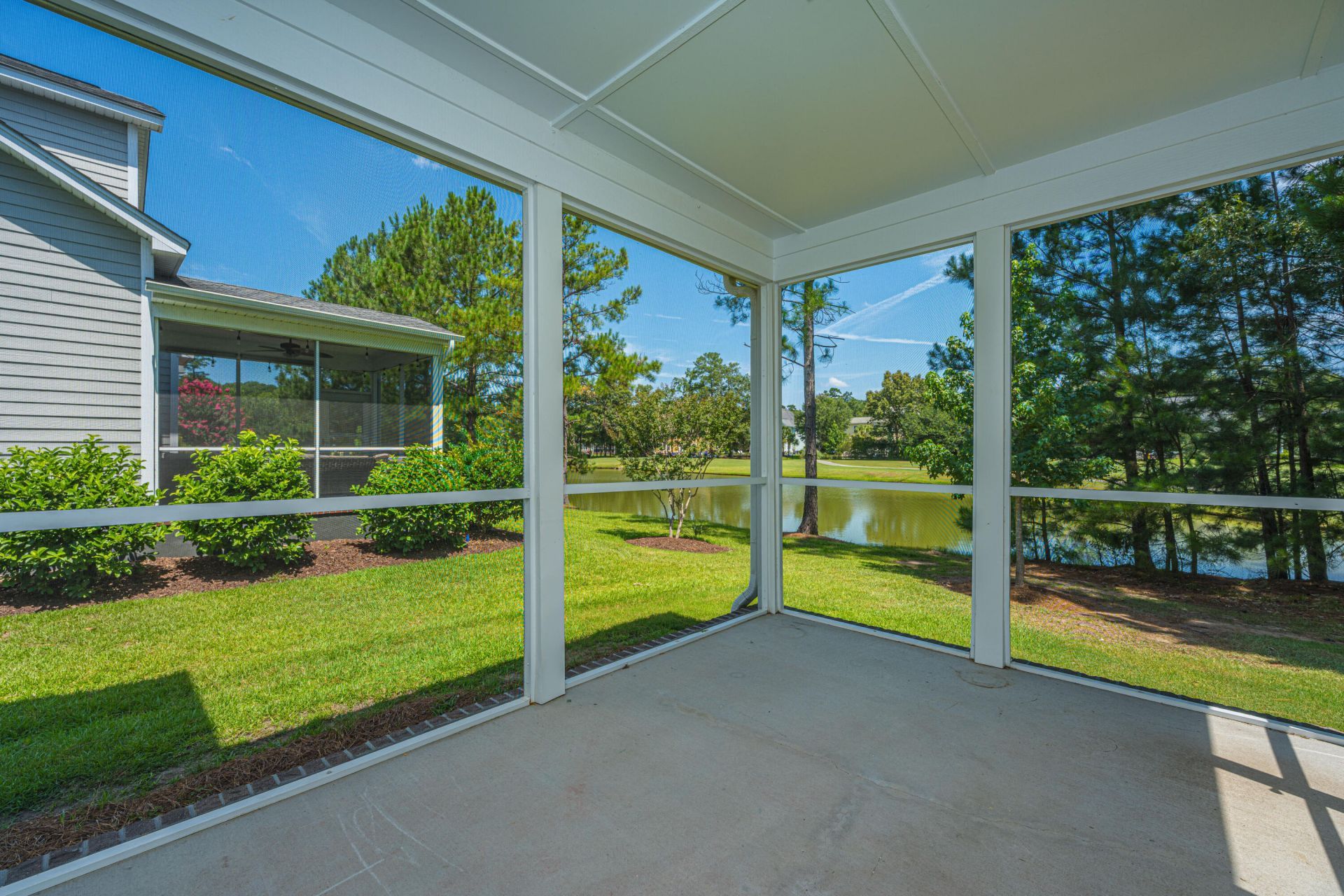 197 Silver Cypress Circle Photo 32
