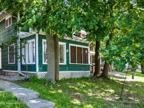 320 Oakhill Avenue, East Lansing, MI 48823