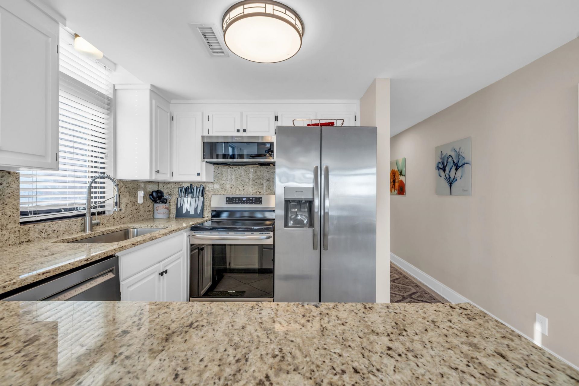 5910 N Ocean Blvd.  Photo 7