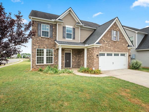 2505 Miranda Dr , Murfreesboro, TN 37128
