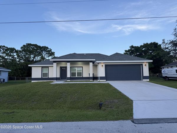 1013 Hammacher Avenue SW , Palm Bay, FL 32908