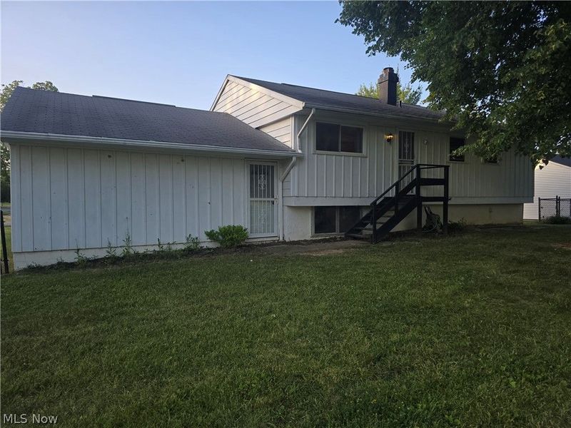 23580 Comstock Road, Bedford Heights, OH 44146 Photo 13