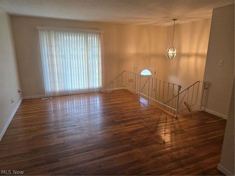23580 Comstock Road, Bedford Heights, OH 44146 Photo 2