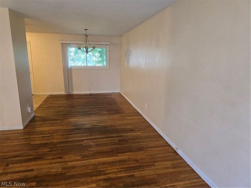 23580 Comstock Road, Bedford Heights, OH 44146 Photo 5