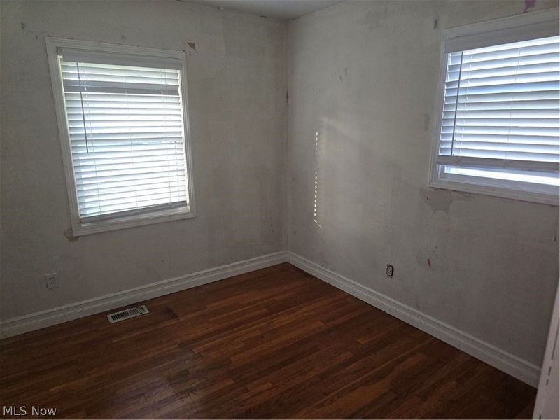 23580 Comstock Road, Bedford Heights, OH 44146 Photo 7