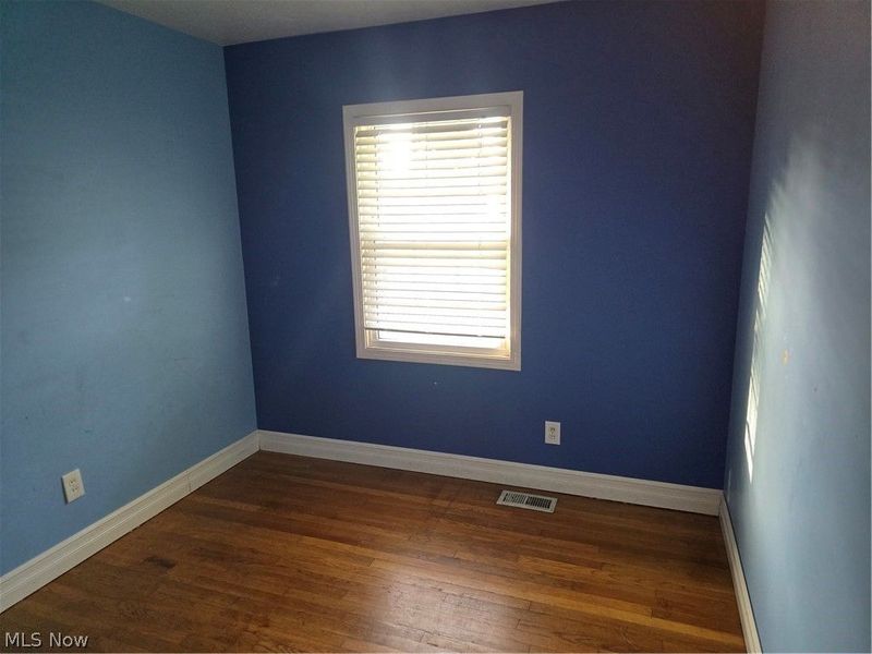 23580 Comstock Road, Bedford Heights, OH 44146 Photo 9