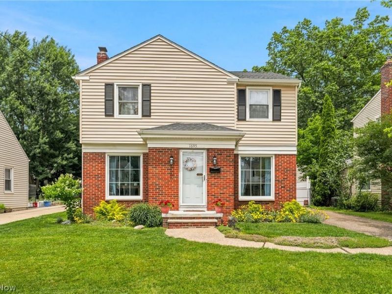 1695 Wiltshire Road, Akron, OH 44313 Photo 1