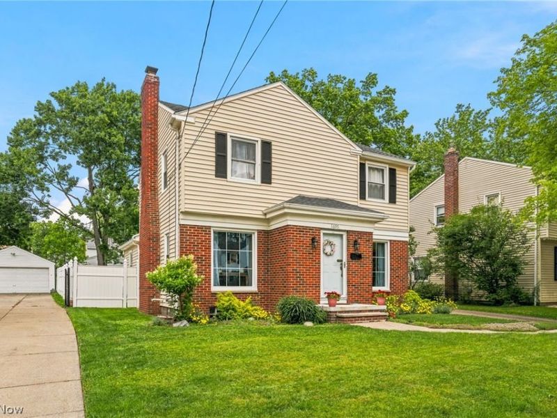 1695 Wiltshire Road, Akron, OH 44313 Photo 3