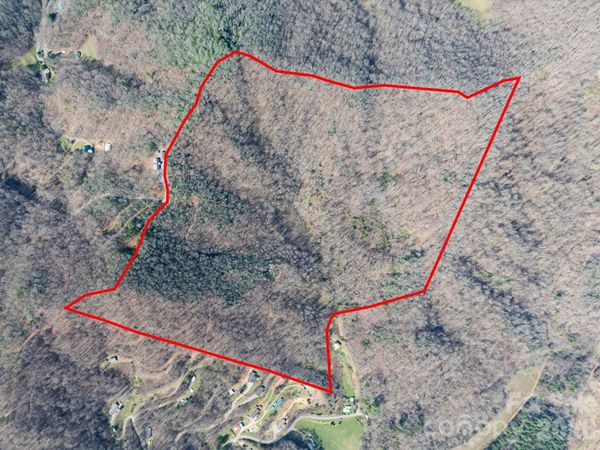 99999 Bumgarner Cemetery Road, Whittier, NC 28789