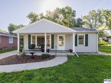 1328 N 39Th Street, Lincoln, NE 68503