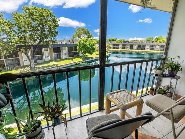 8020 N Colony Circle N., Unit 304, Tamarac, FL 33321
