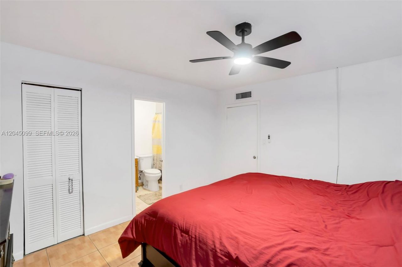 8020 N Colony Circle N., Unit 304, Tamarac, FL 33321 Photo