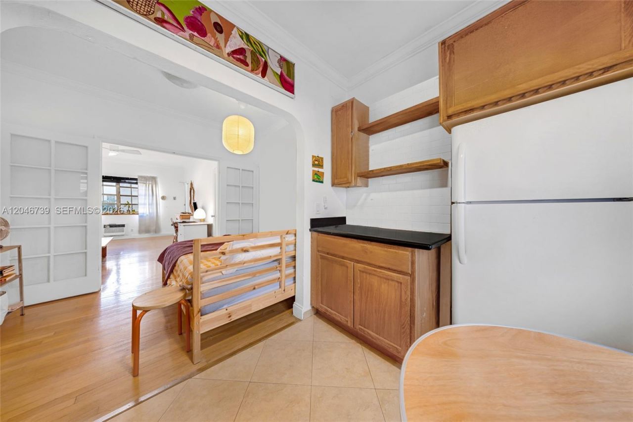 1250 Drexel Ave , Unit 8, Miami Beach, FL 33139 Photo