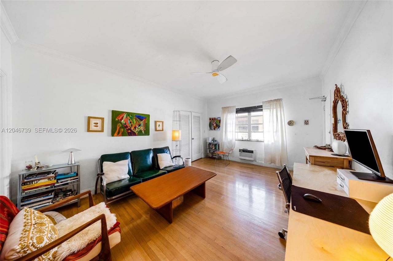 1250 Drexel Ave , Unit 8, Miami Beach, FL 33139 Photo