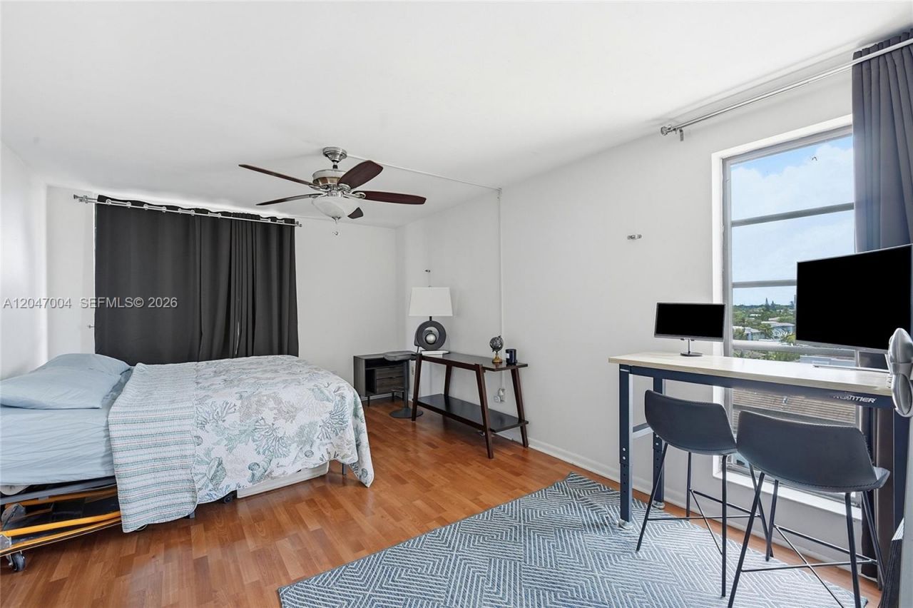 20840 San Simeon Way , Unit 609, Miami, FL 33179 Photo