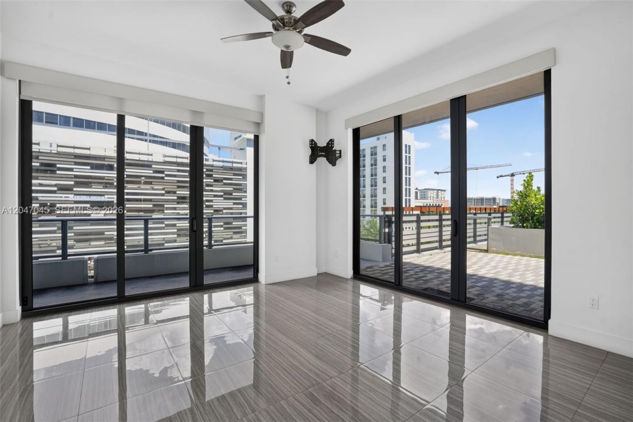 2960 NE 207th St , Unit 505, Aventura, FL 33180 Photo