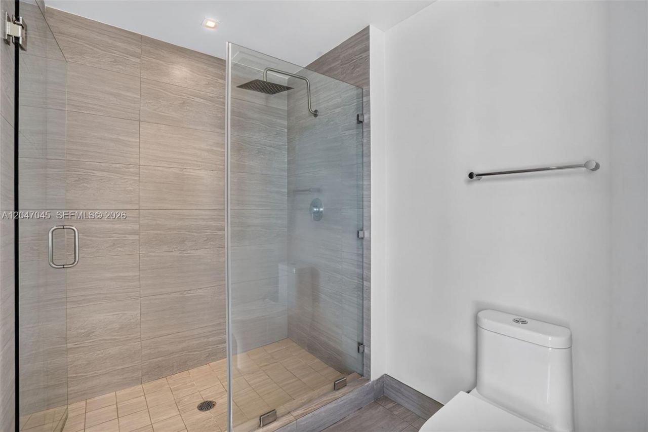 2960 NE 207th St , Unit 505, Aventura, FL 33180 Photo