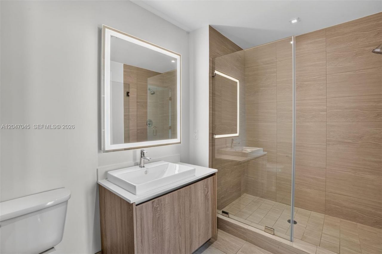 2960 NE 207th St , Unit 505, Aventura, FL 33180 Photo