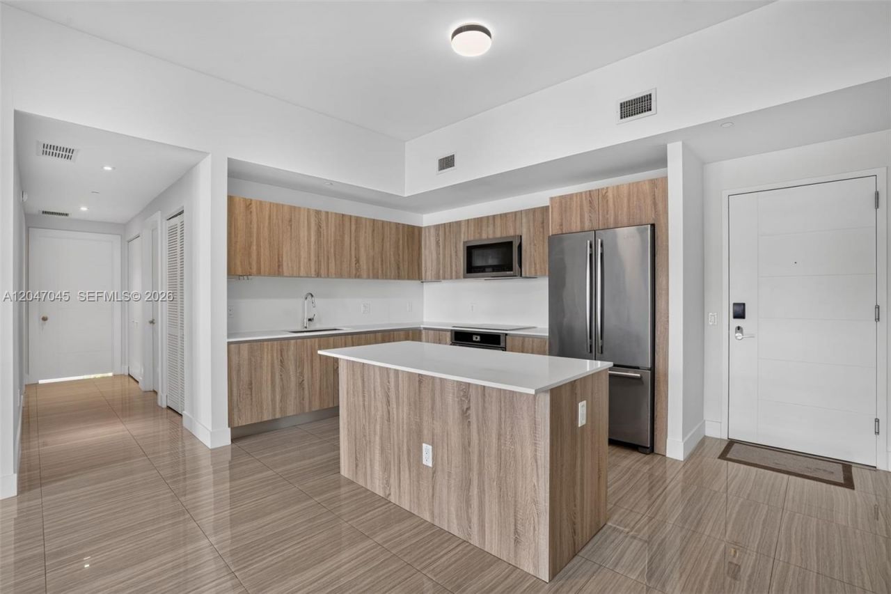 2960 NE 207th St , Unit 505, Aventura, FL 33180 Photo
