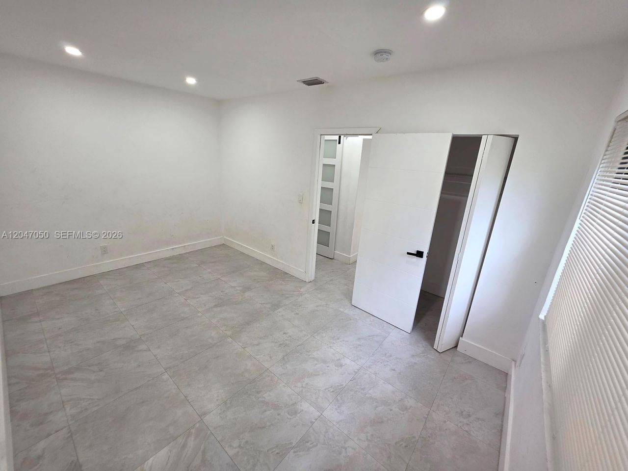 1102 NW 103rd St , Miami, FL 33150 Photo
