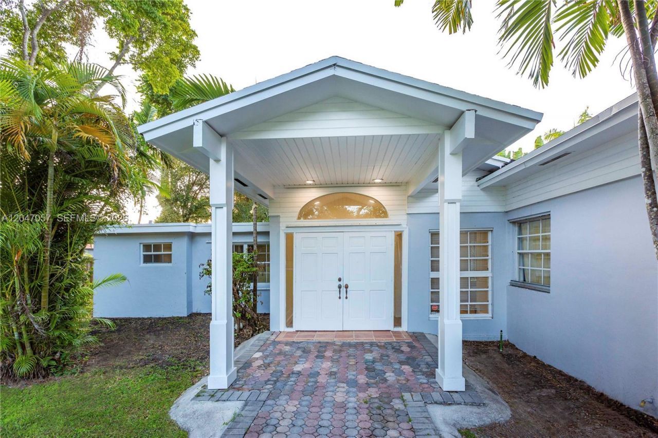 5451 SW 80th St, Miami, FL 33143 Photo