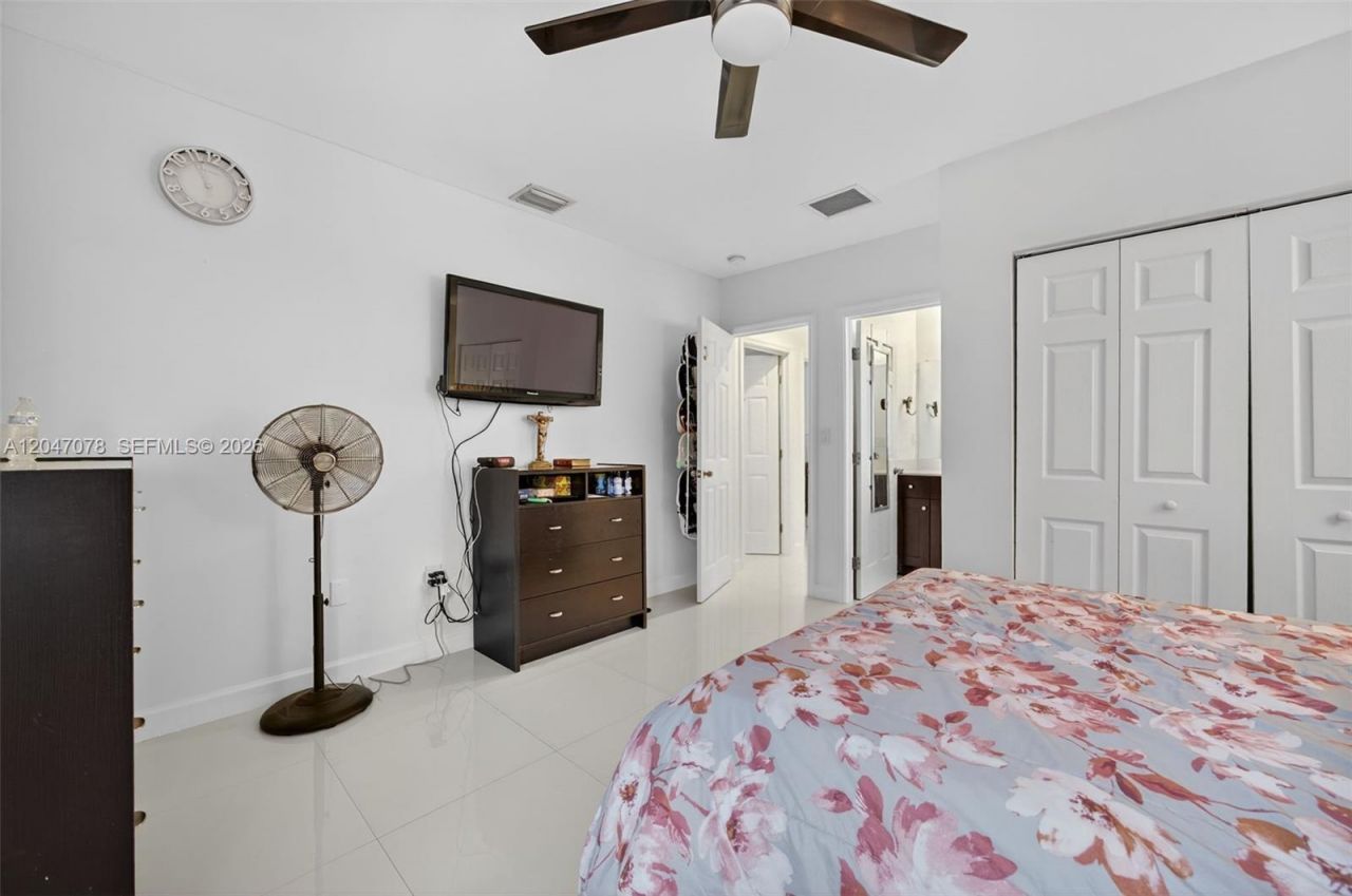 344 SW 3rd St , Florida City, FL 33034 Photo