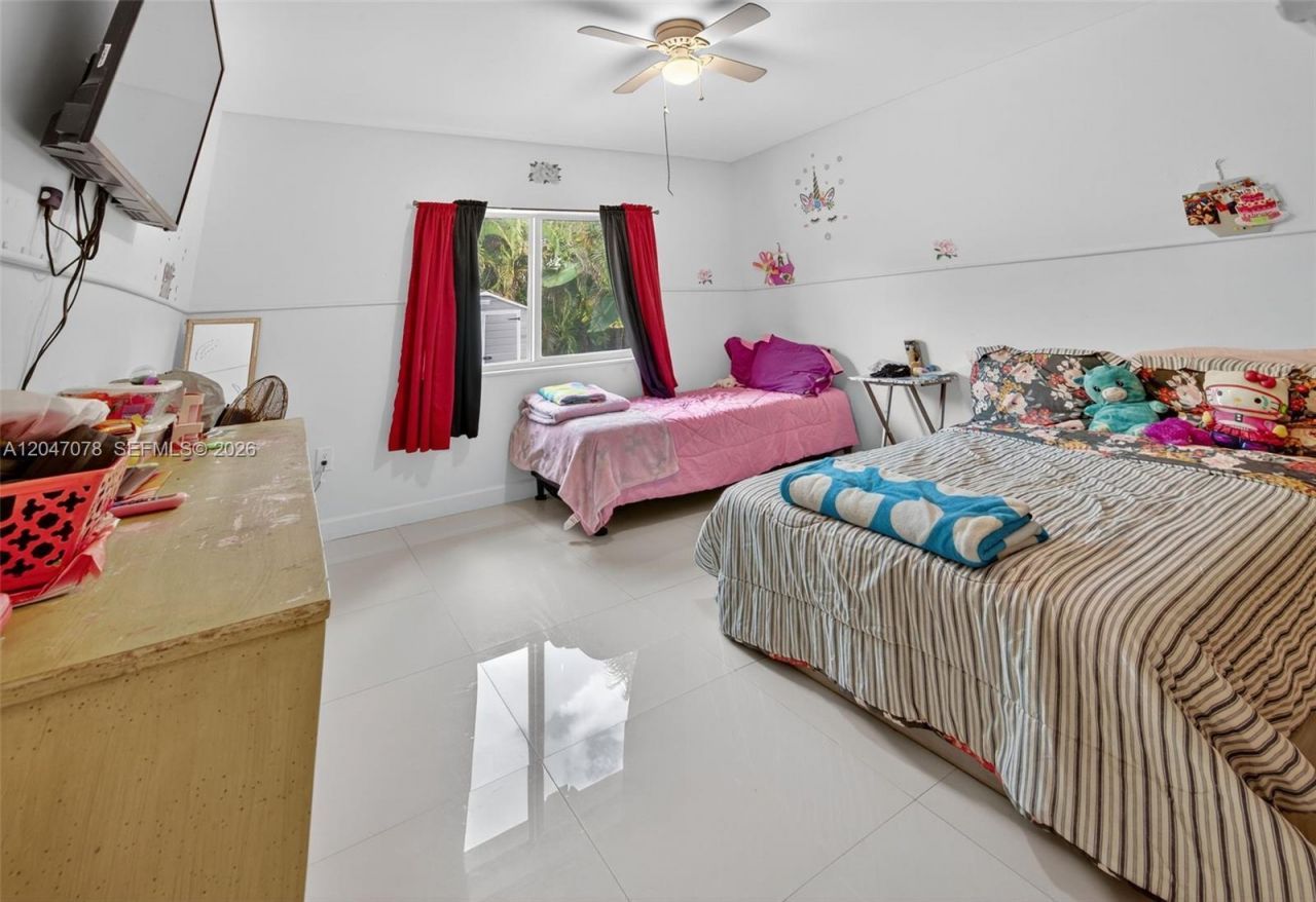 344 SW 3rd St , Florida City, FL 33034 Photo