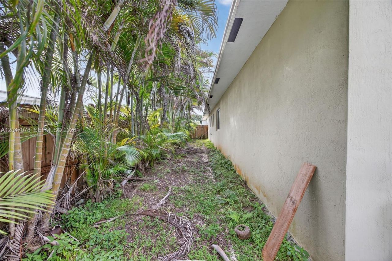 344 SW 3rd St , Florida City, FL 33034 Photo