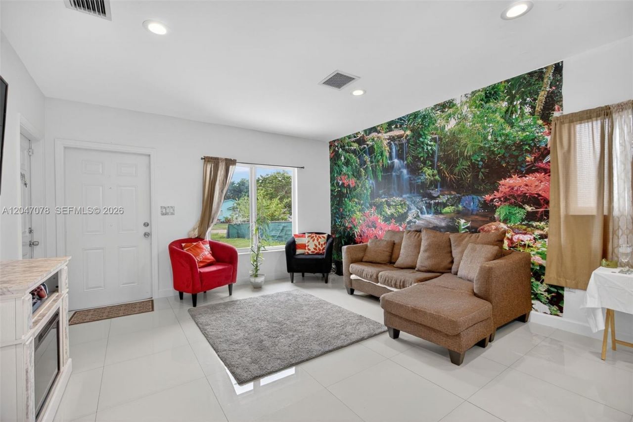 344 SW 3rd St , Florida City, FL 33034 Photo
