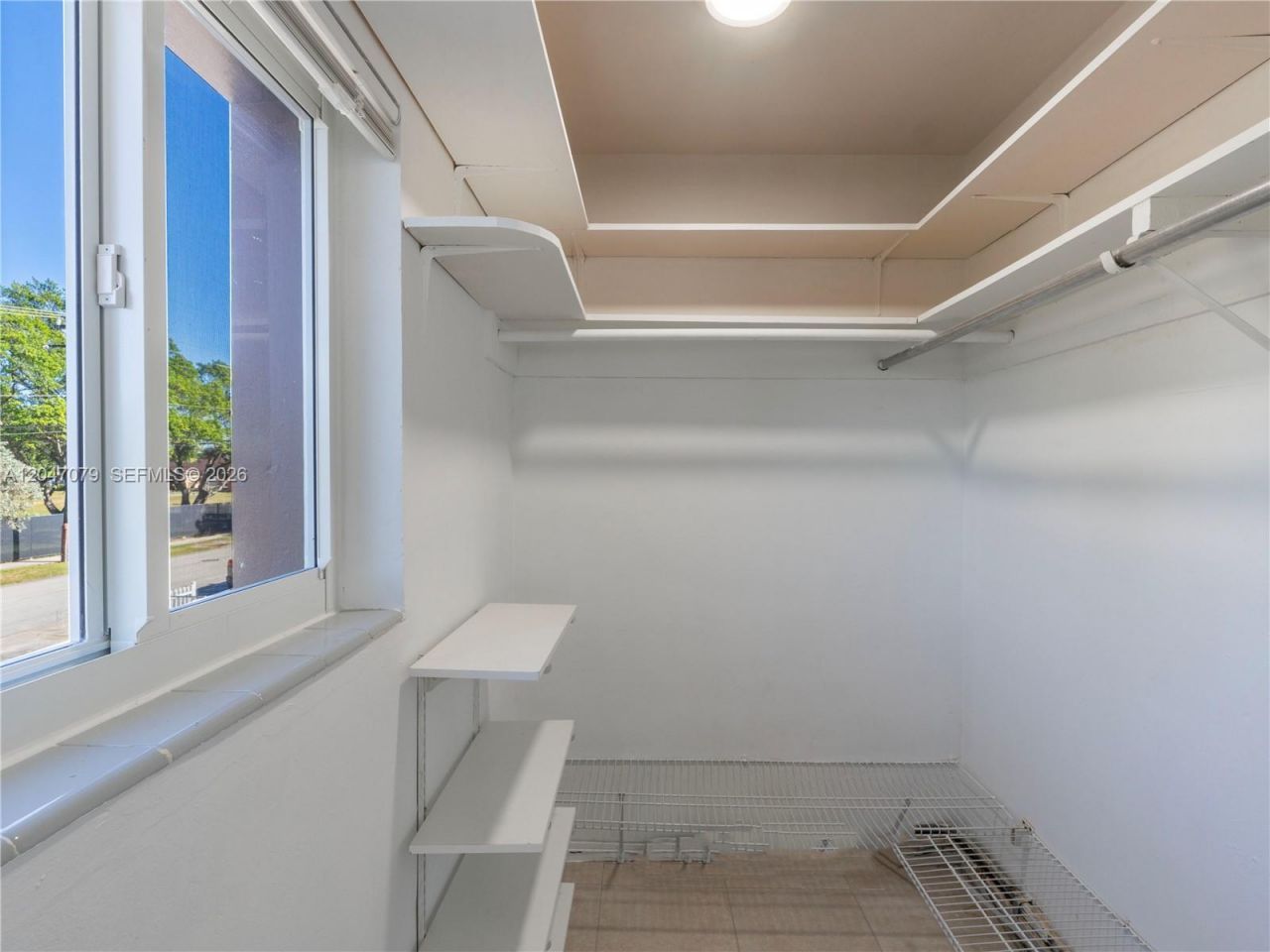 3360 SW 6th St , Unit Top, Miami, FL 33135 Photo