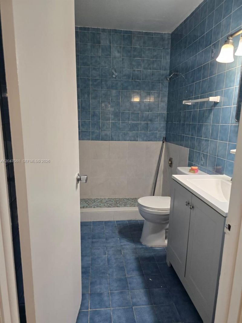 5810 W Flagler St , Unit 3, Miami, FL 33144 Photo