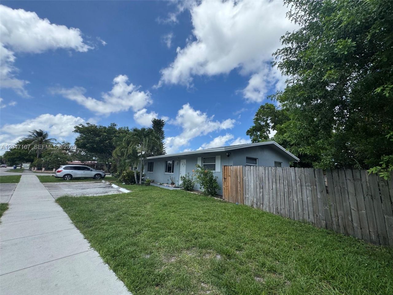 2200 SW 42nd Ave, Fort Lauderdale, FL 33317 Photo