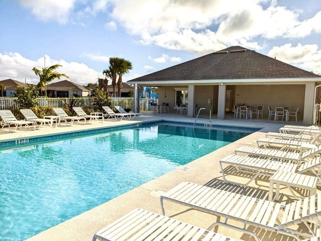 605 Lychee Lane, Fort Pierce, FL 34981 Photo