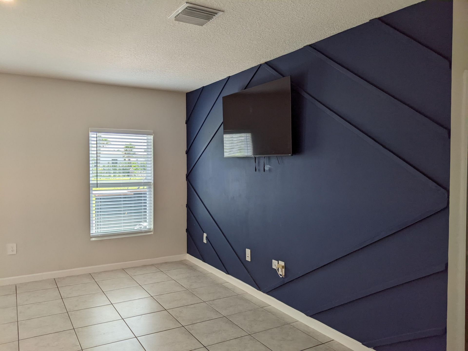 605 Lychee Lane, Fort Pierce, FL 34981 Photo