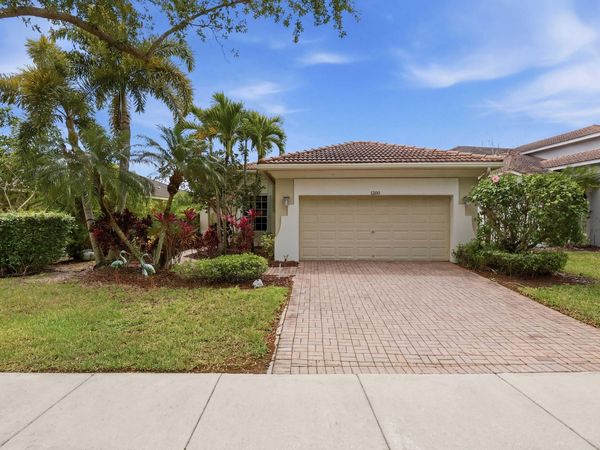 12290 NW 77th Manor NW, Parkland, FL 33076