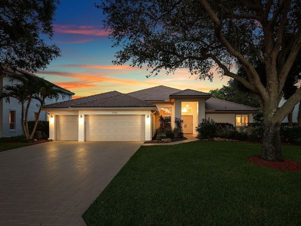 7350 NW 68 Avenue, Parkland, FL 33067