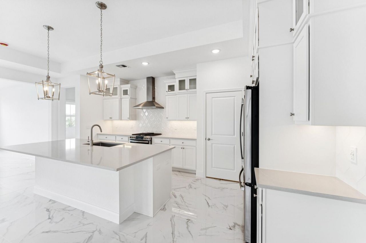 10072 NW Field Flower Trail, Port Saint Lucie, FL 34987 Photo