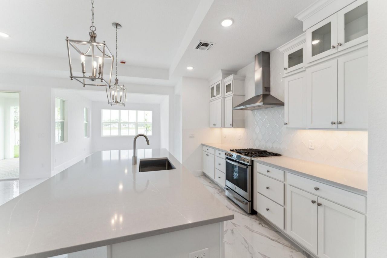 10072 NW Field Flower Trail, Port Saint Lucie, FL 34987 Photo