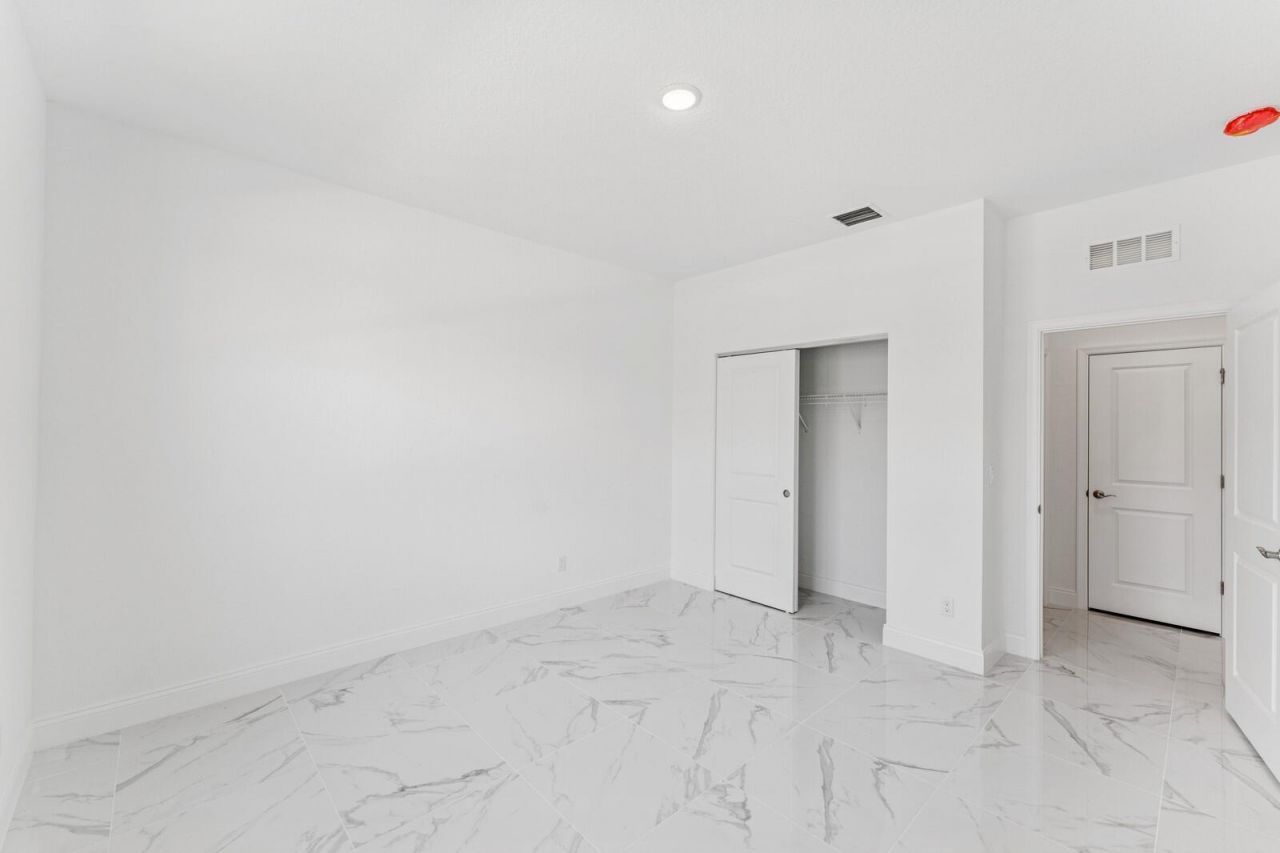 10072 NW Field Flower Trail, Port Saint Lucie, FL 34987 Photo