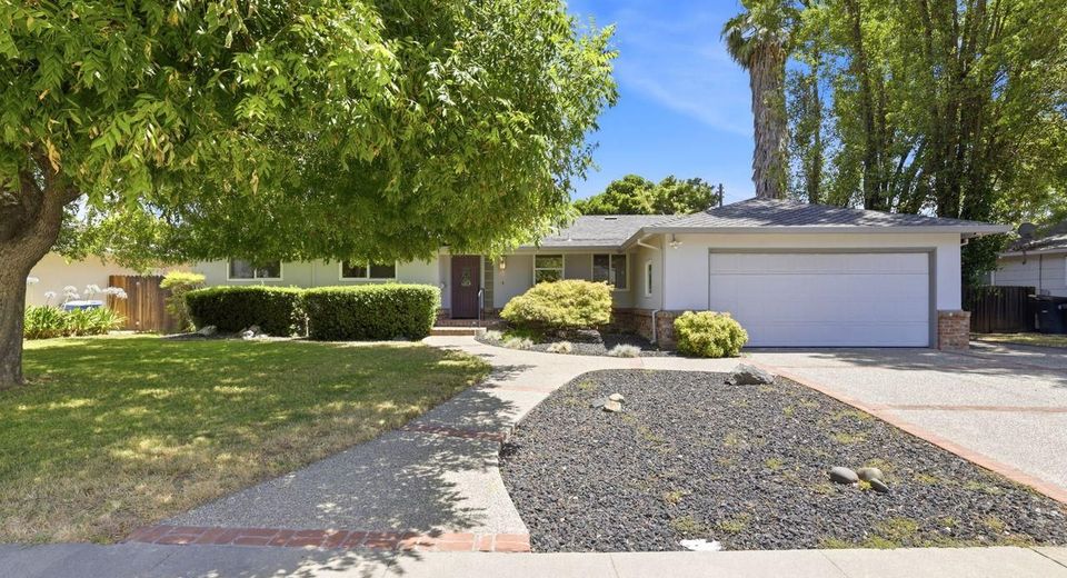 800 Piedmont Dr, Sacramento, CA 95822 Photo