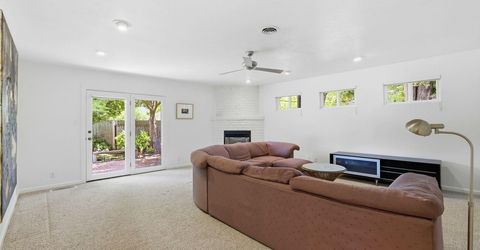 800 Piedmont Dr, Sacramento, CA 95822 Photo