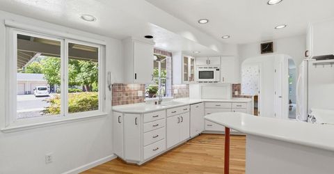 800 Piedmont Dr, Sacramento, CA 95822 Photo