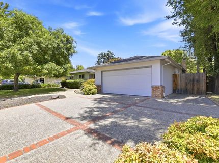 800 Piedmont Dr, Sacramento, CA 95822 Photo